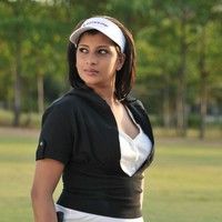 Nadeesha Hemamali Hot in Saree Pictures | Picture 73732